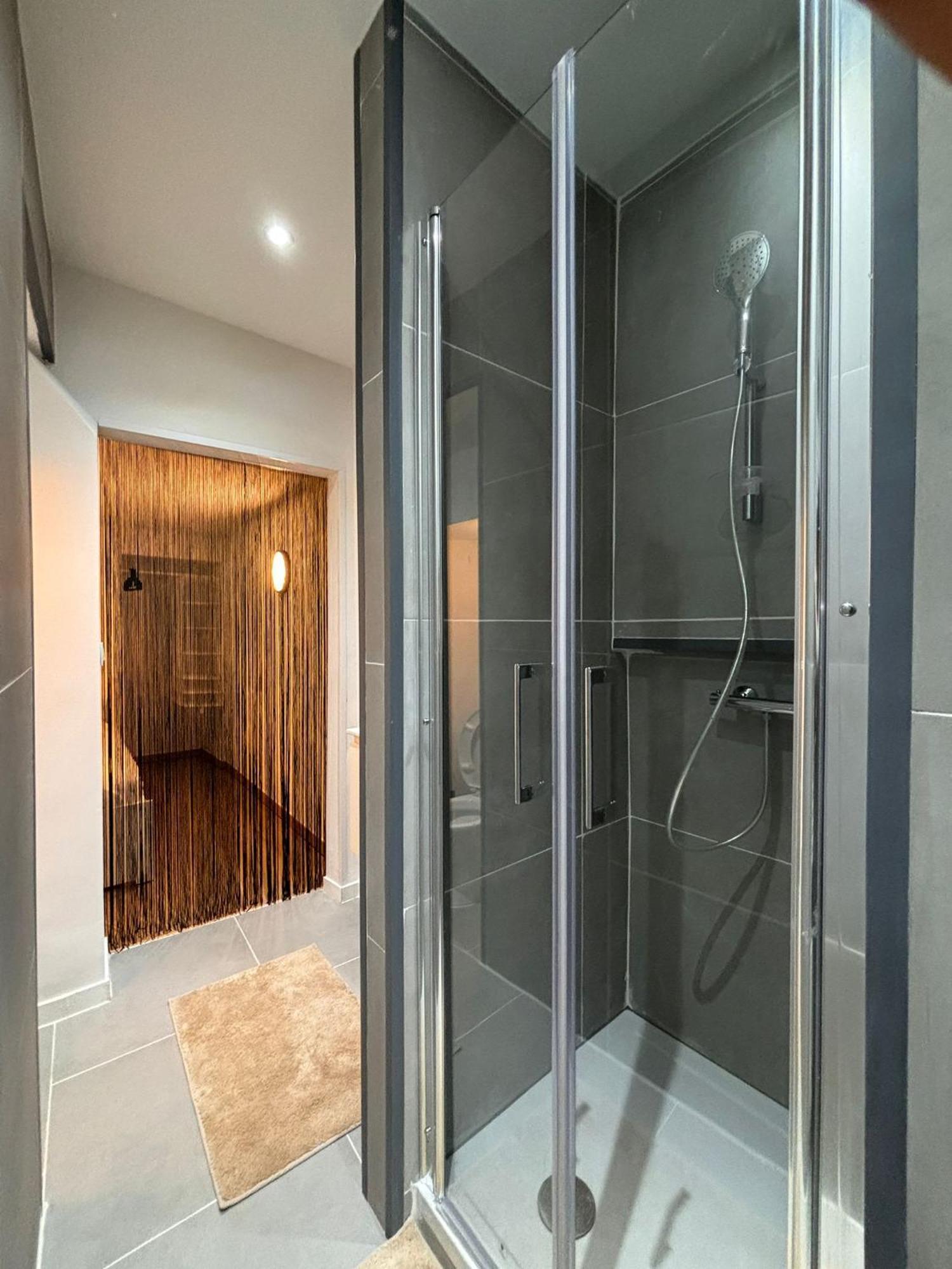 Le Pic De Pierreuse Apartment Лиеж Екстериор снимка